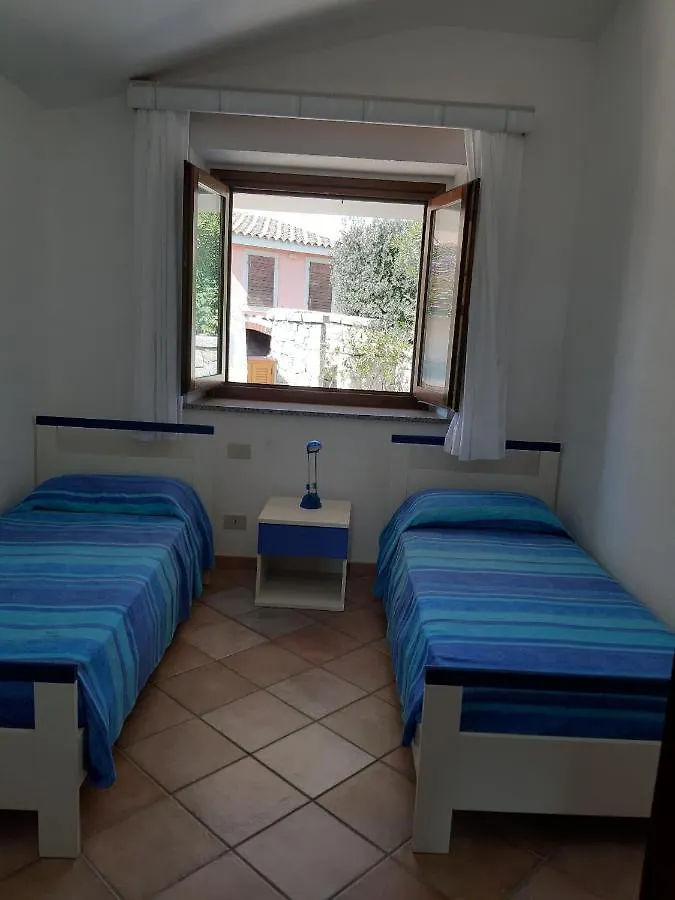 Viletta Bifamiliare Villaggio Baia Vignola Aglientu Semesterbostad