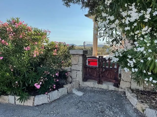 Viletta Bifamiliare Villaggio Baia Vignola Aglientu Italien